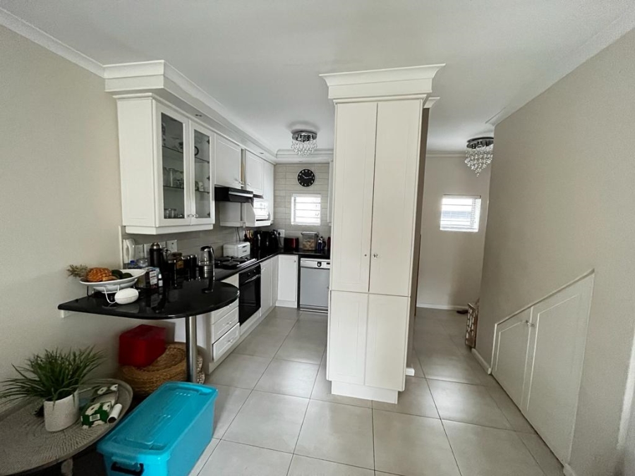 To Let 3 Bedroom Property for Rent in Durbanville Western Cape